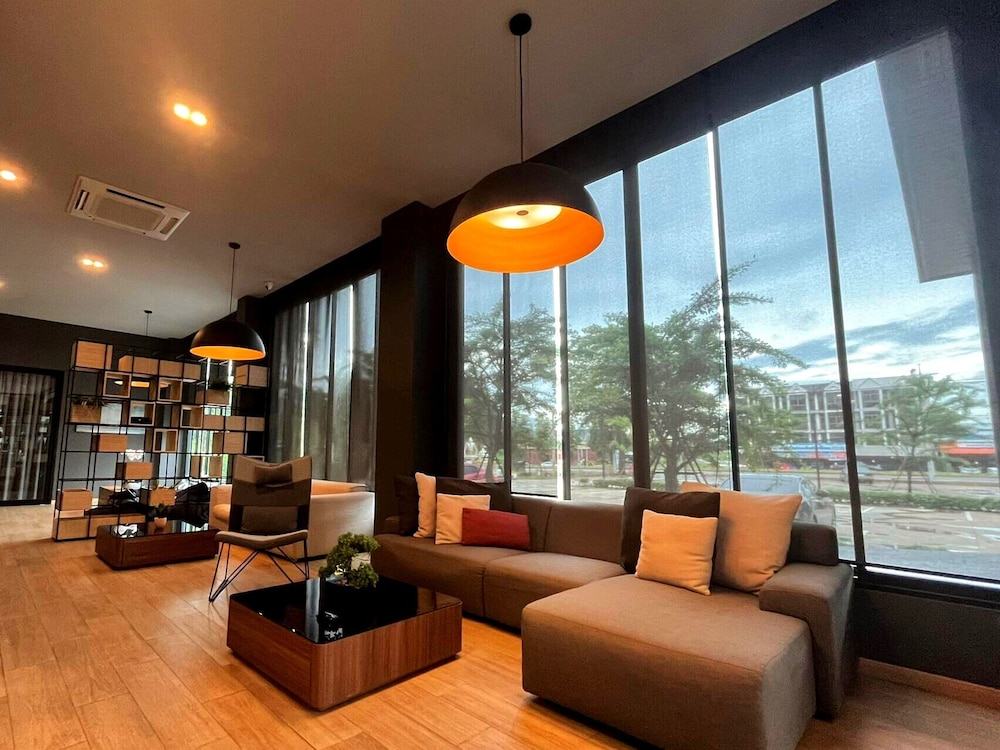 bliQ Hotel Chanthaburi 11/16