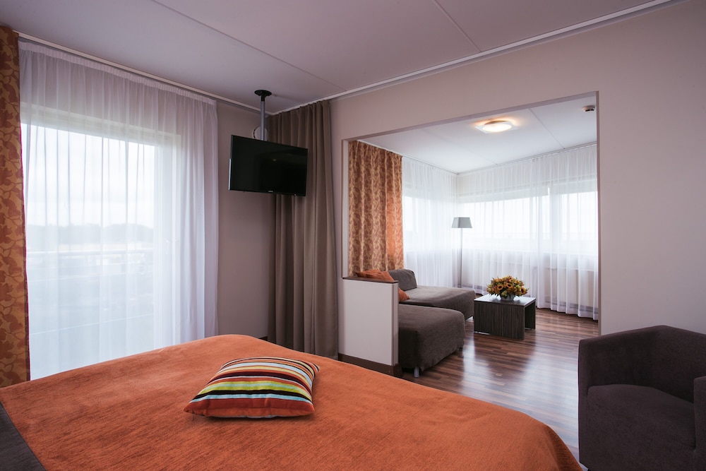 Hestia Hotel Strand 30/89