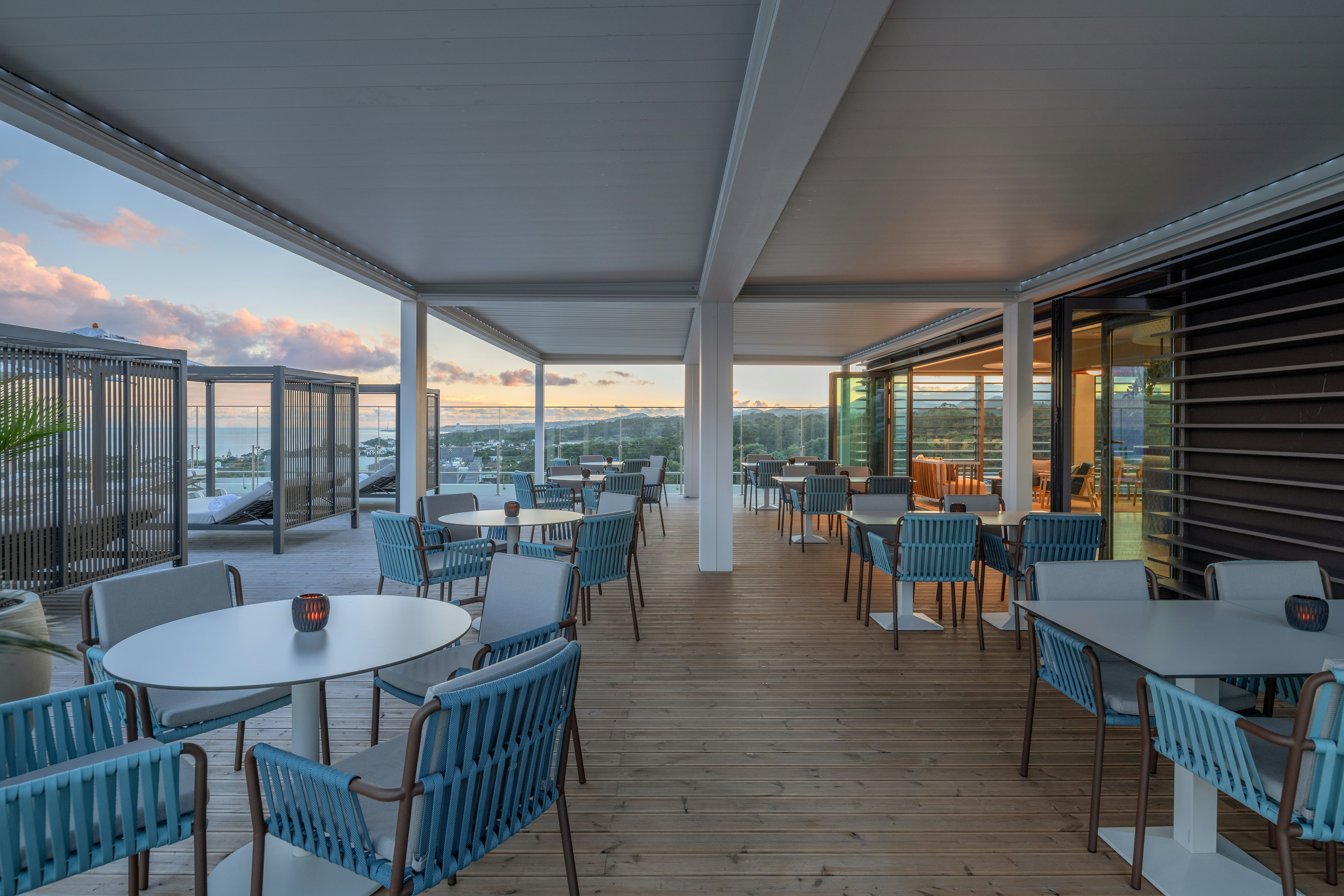 DoubleTree by Hilton Lagoa Azores 46/58