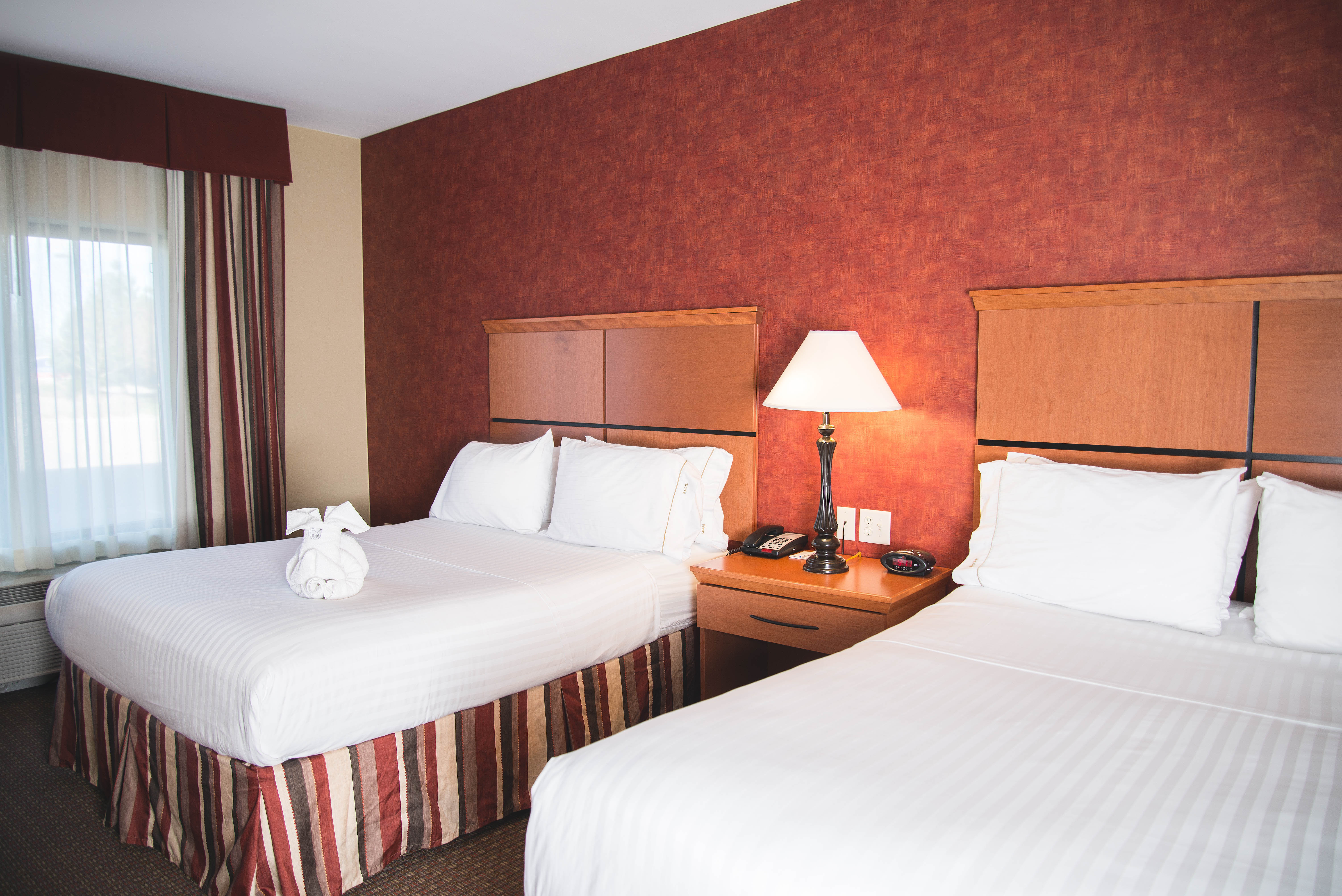 Holiday Inn Express Hotel Suites Loveland 15/56