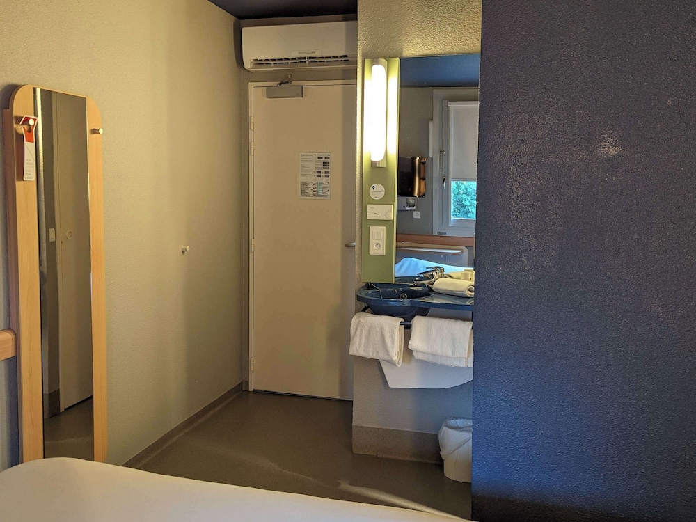 Ibis Budget Saint Omer Centre 54/55