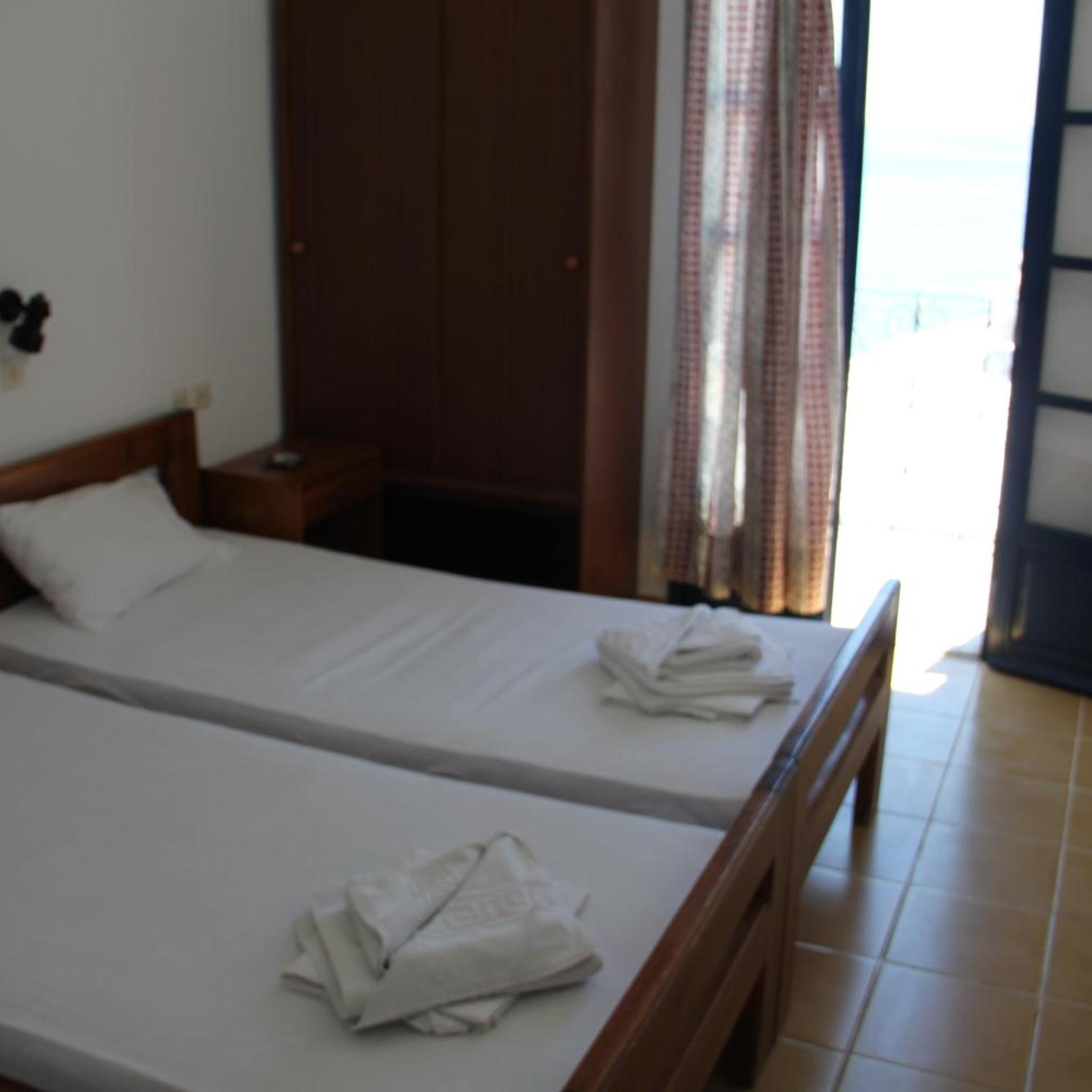 Stavris Hotel 16/50