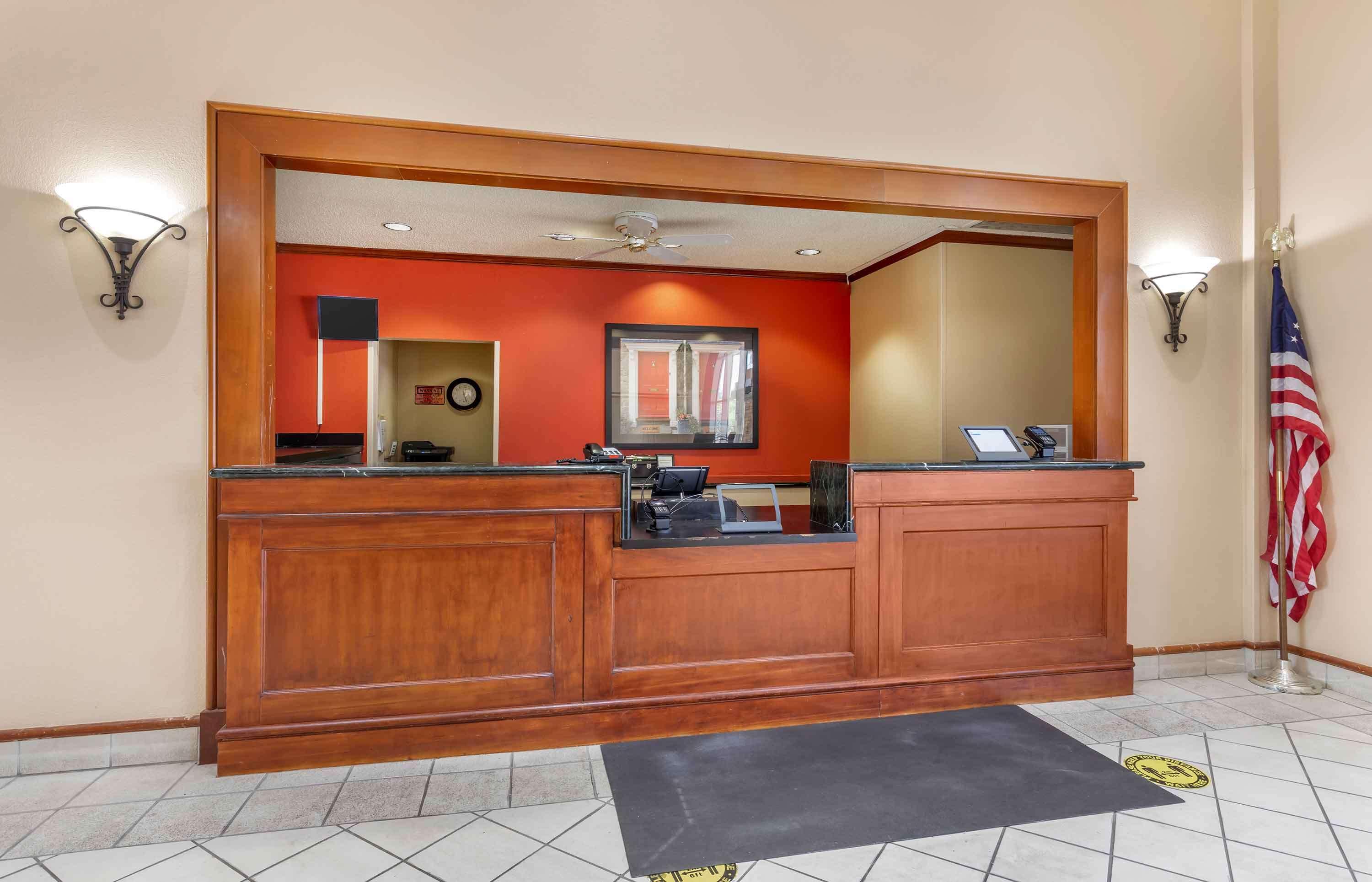 Extended Stay America - Dallas - Frankford Road 2/33