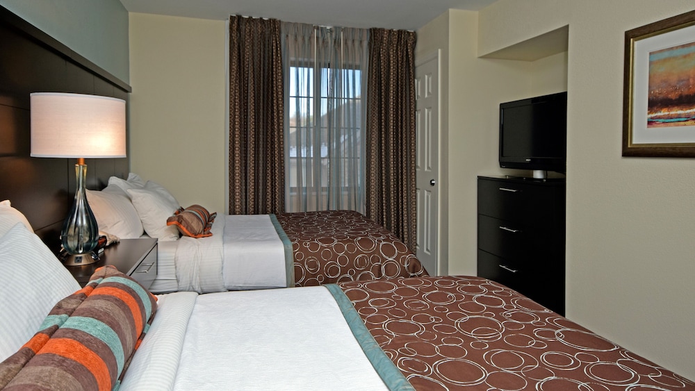 Staybridge Suites Cincinnati North Oh 21/69