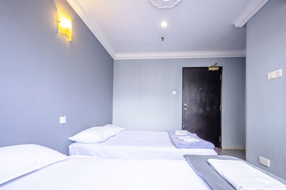 K Hotel 12 8/16