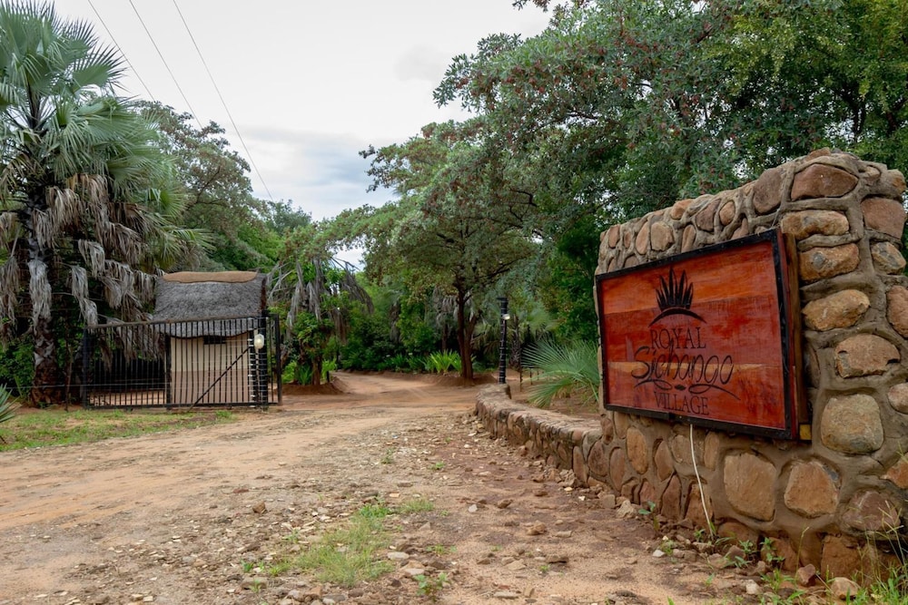 Bushfront Lodge 42/46