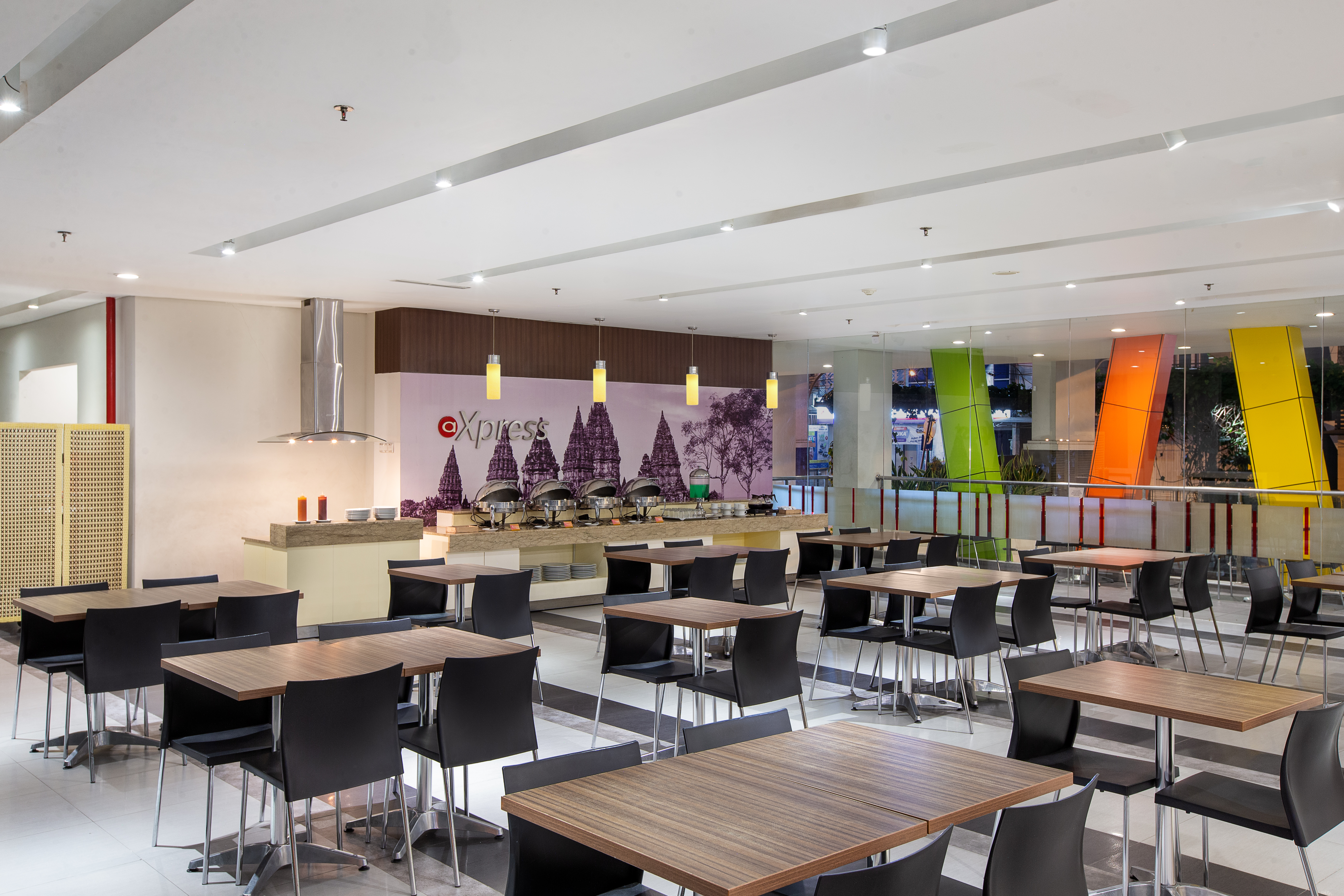 Carani Hotel 13/18