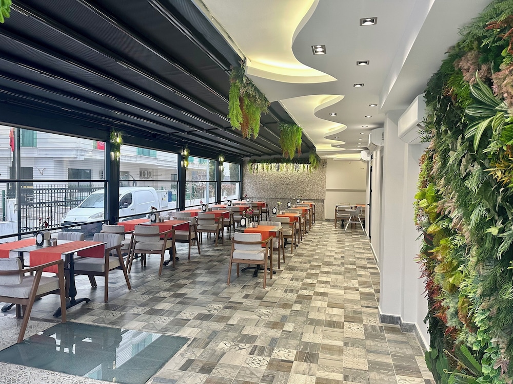 Bloomtalya Hotel 45/64