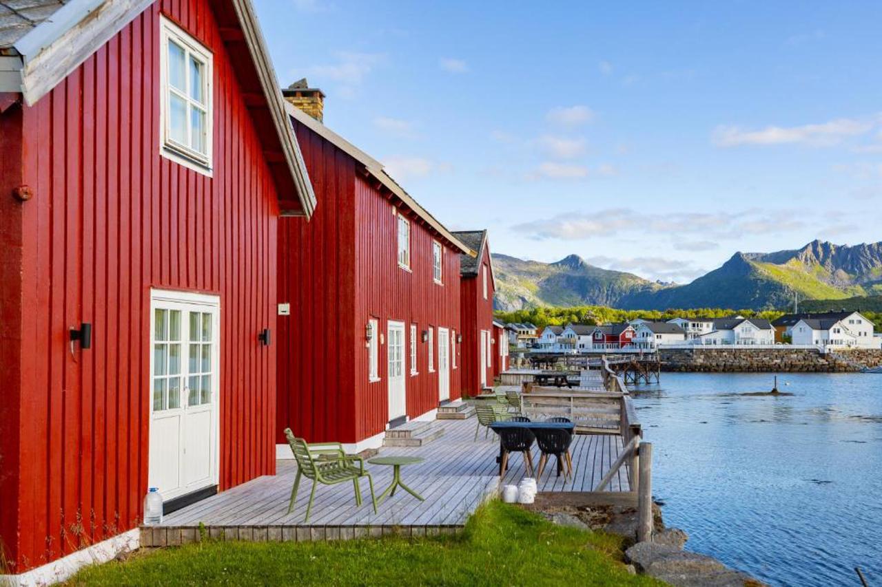 Astra Village - Waterfront Rorbu Cabins in Lofoten 21/25