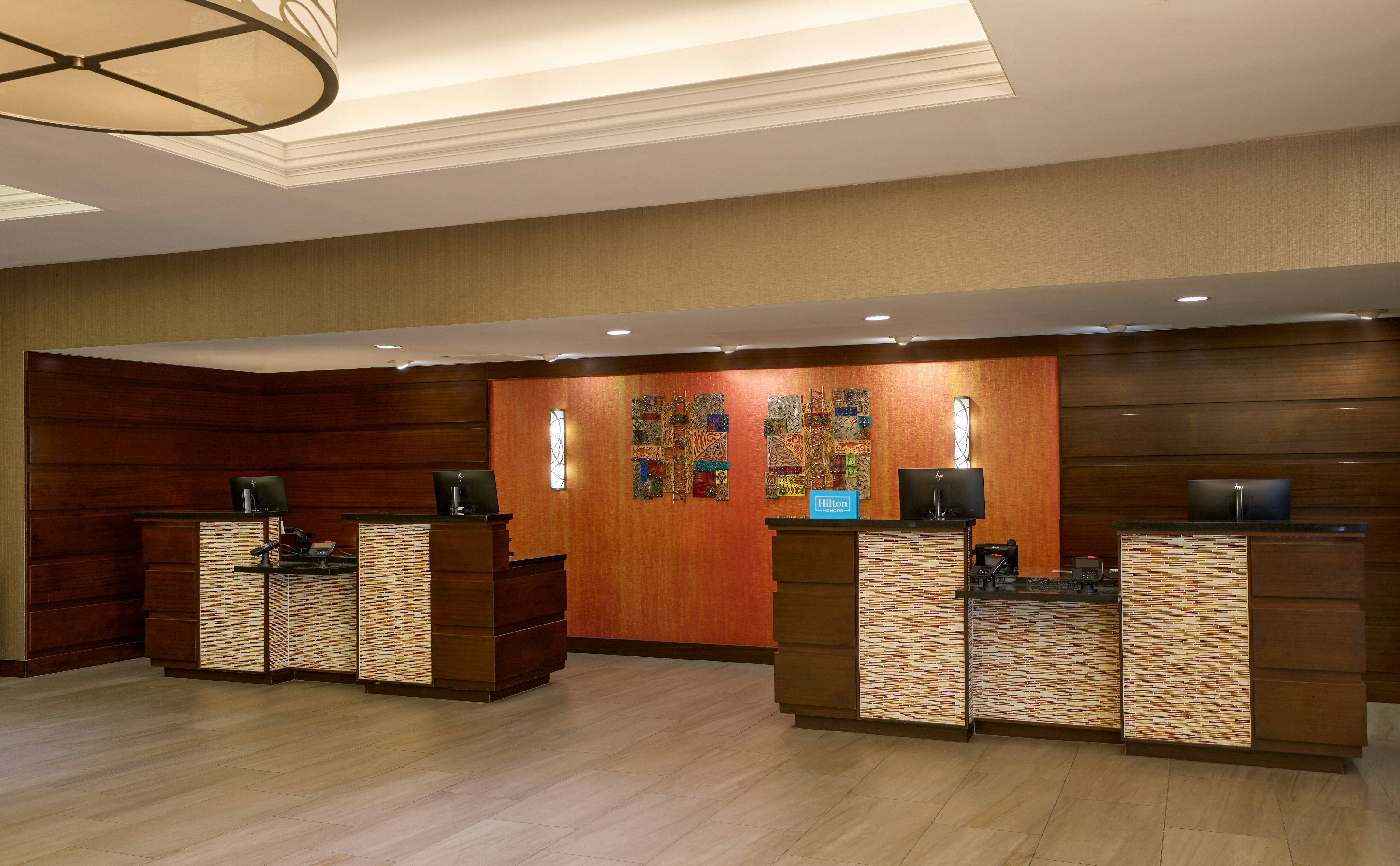 Lobby at DoubleTree by Hilton Minneapolis Airport, BLOOMINGTON - MN