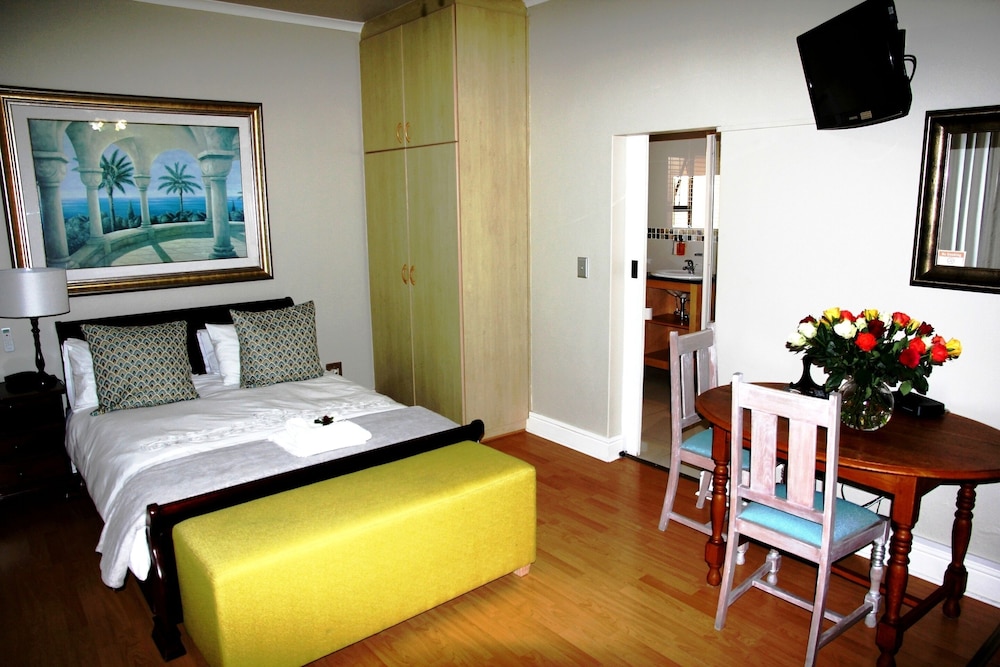 Casa Mia Guesthouse 8/36
