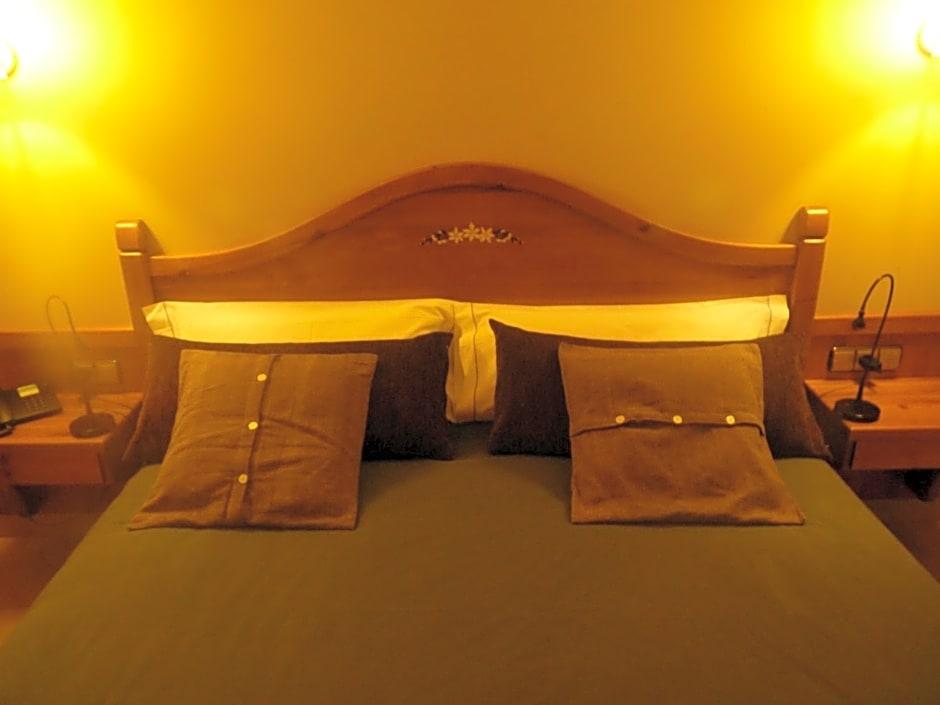 Petit Hotel 30/41