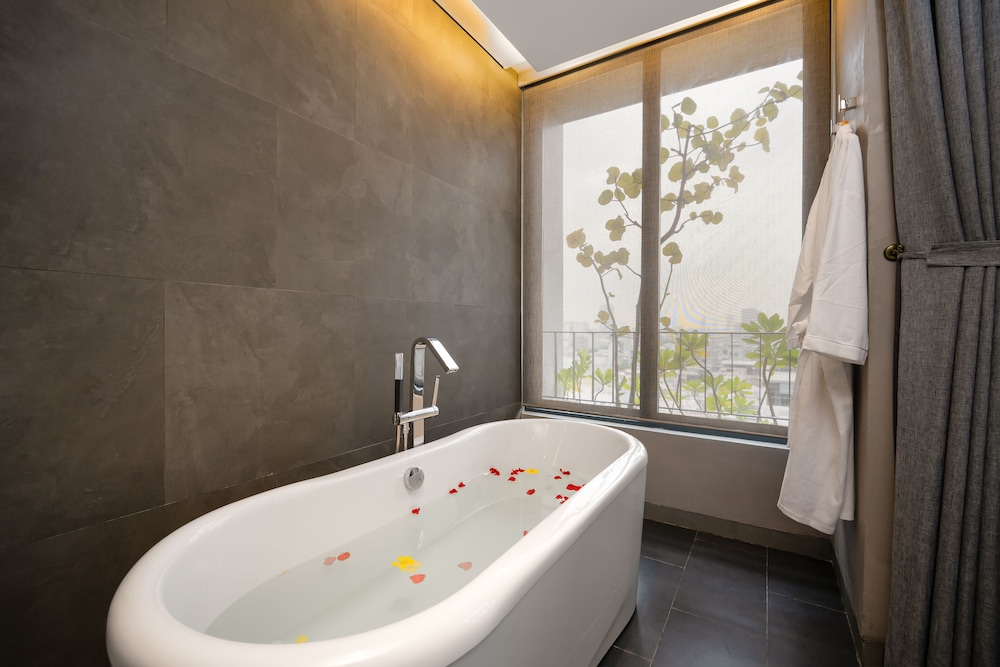 Legend Boutique Hotel 42/69