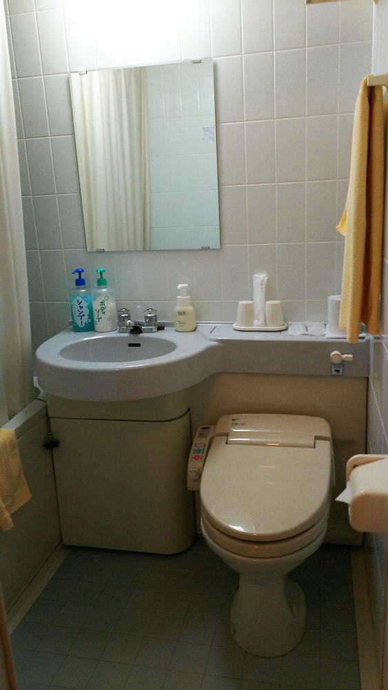 New Central Hotel Katsuta 60/70