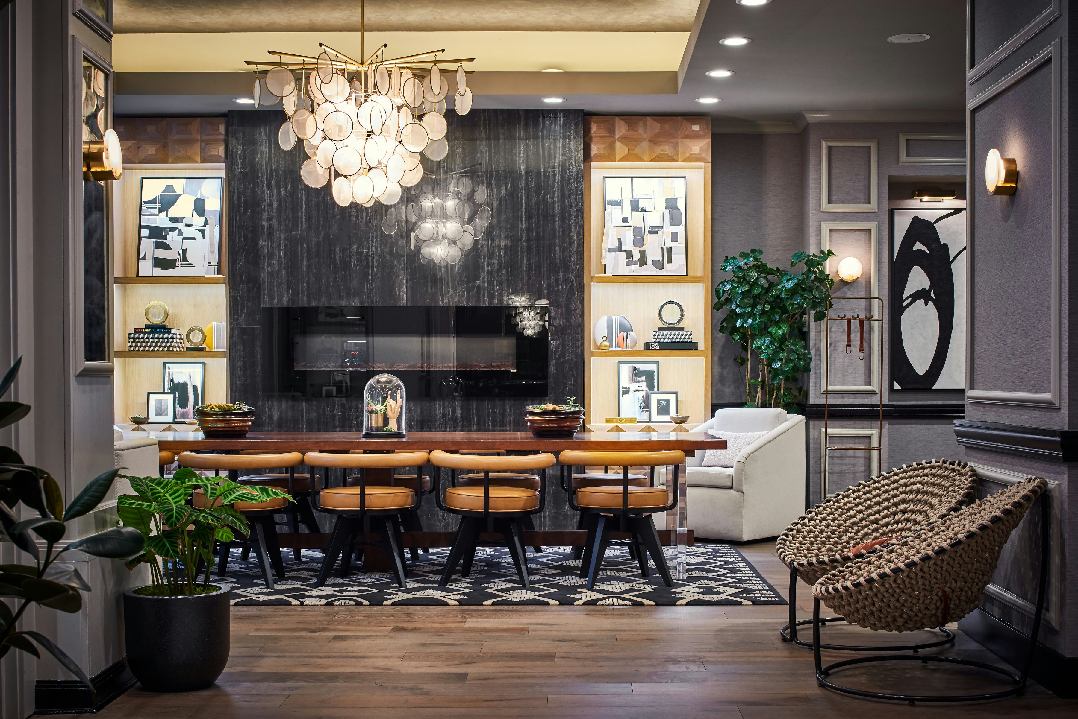 Claridge House Chicago, Tapestry Collection by Hilton 47/51