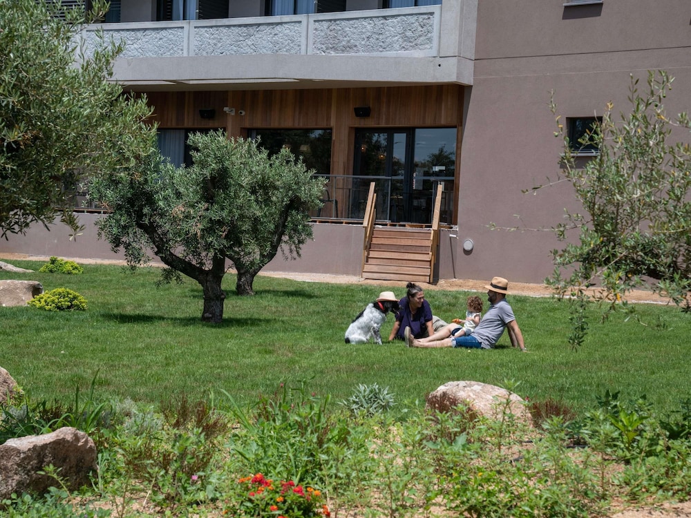ibis Styles Porto Vecchio 43/50