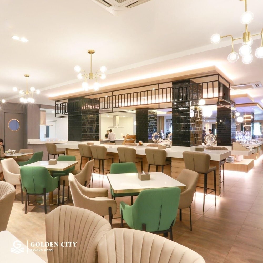 Golden City Rayong Hotel 55/69