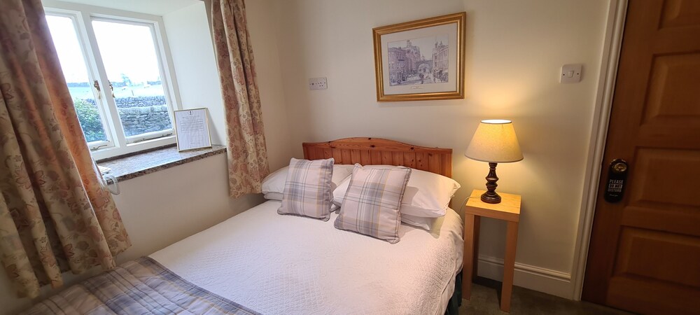 Garden, Single, Double Bed, Pet Friendly