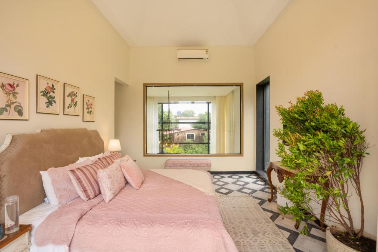 Room at ELIVAAS Purosol 3BHK Pool Villa close to Ozran Beach, VAGATOR