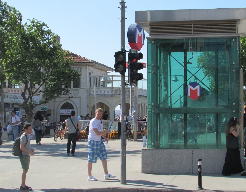 Kadikoy Otel 38/48