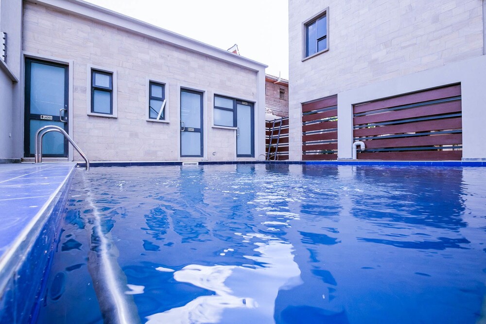 Greenpath Residence 20/50