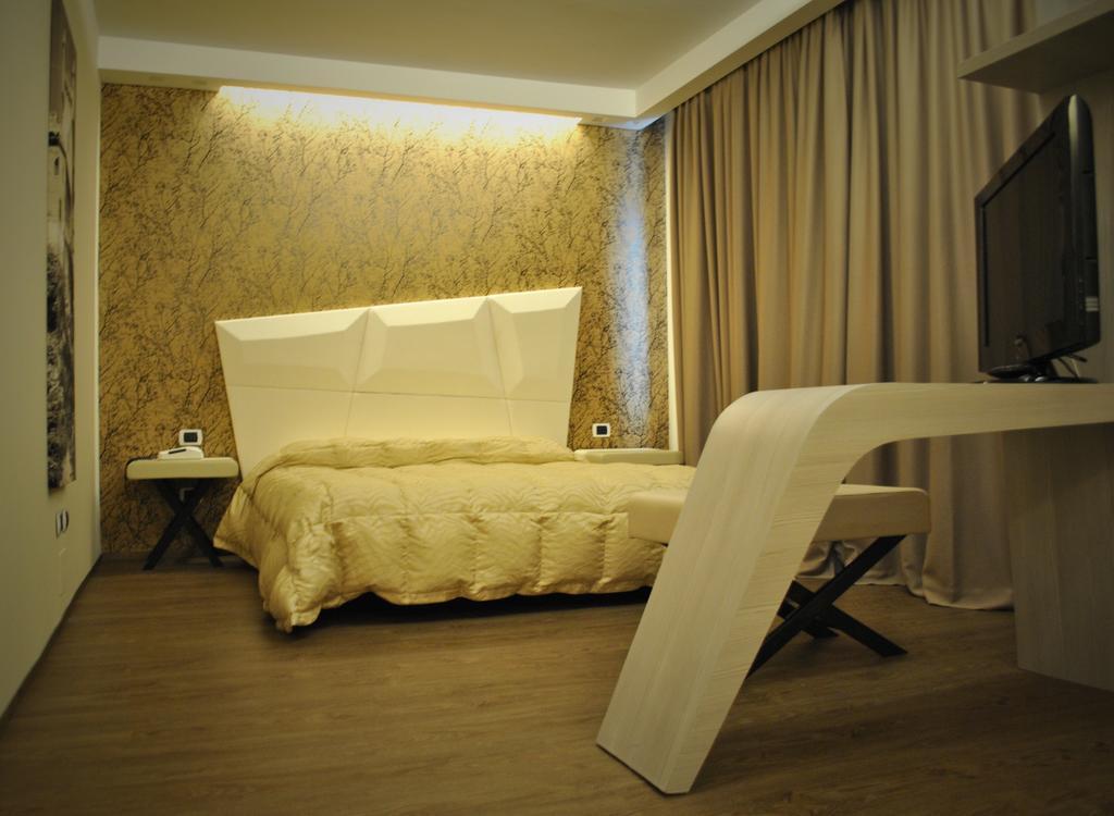 Hostellerie Du Cheval Blanc 15/21