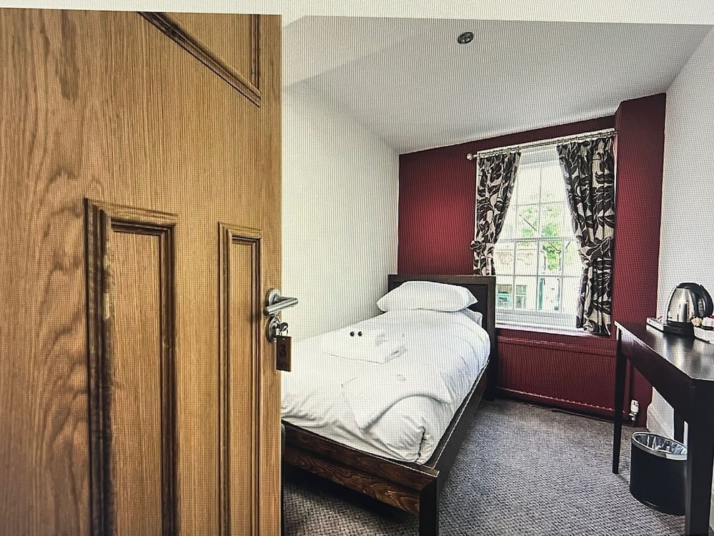 Gillygate Guest House 25/50