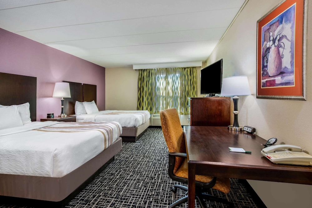 La Quinta Inn & Suites by Wyndham Lexington Park - Patuxent 22/52