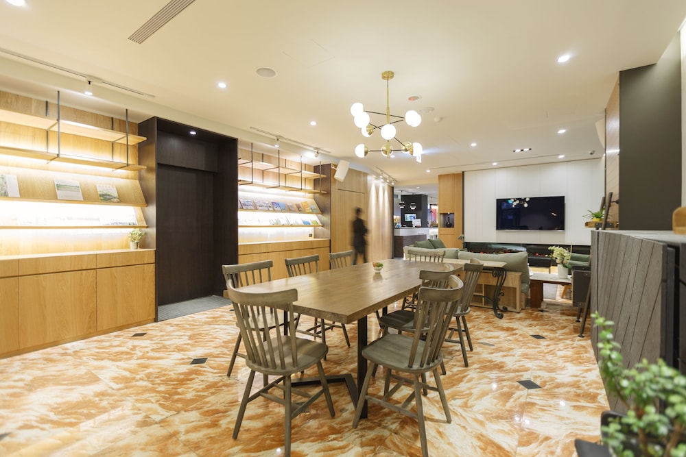 Hub Hotel 45/57