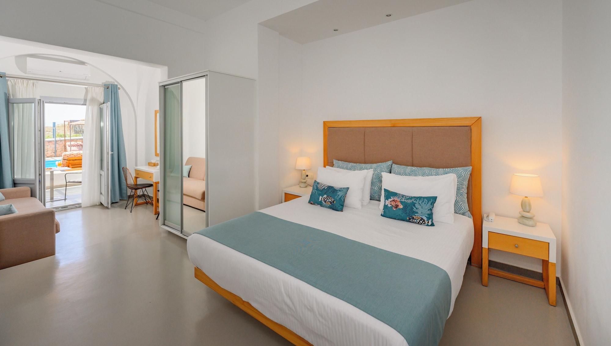 Superior, Double Bed, Pool Access