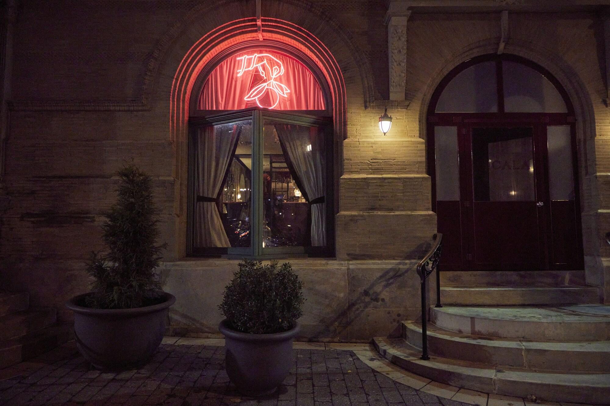 Mint House at The Divine Lorraine Hotel – Philadelphia 32/66