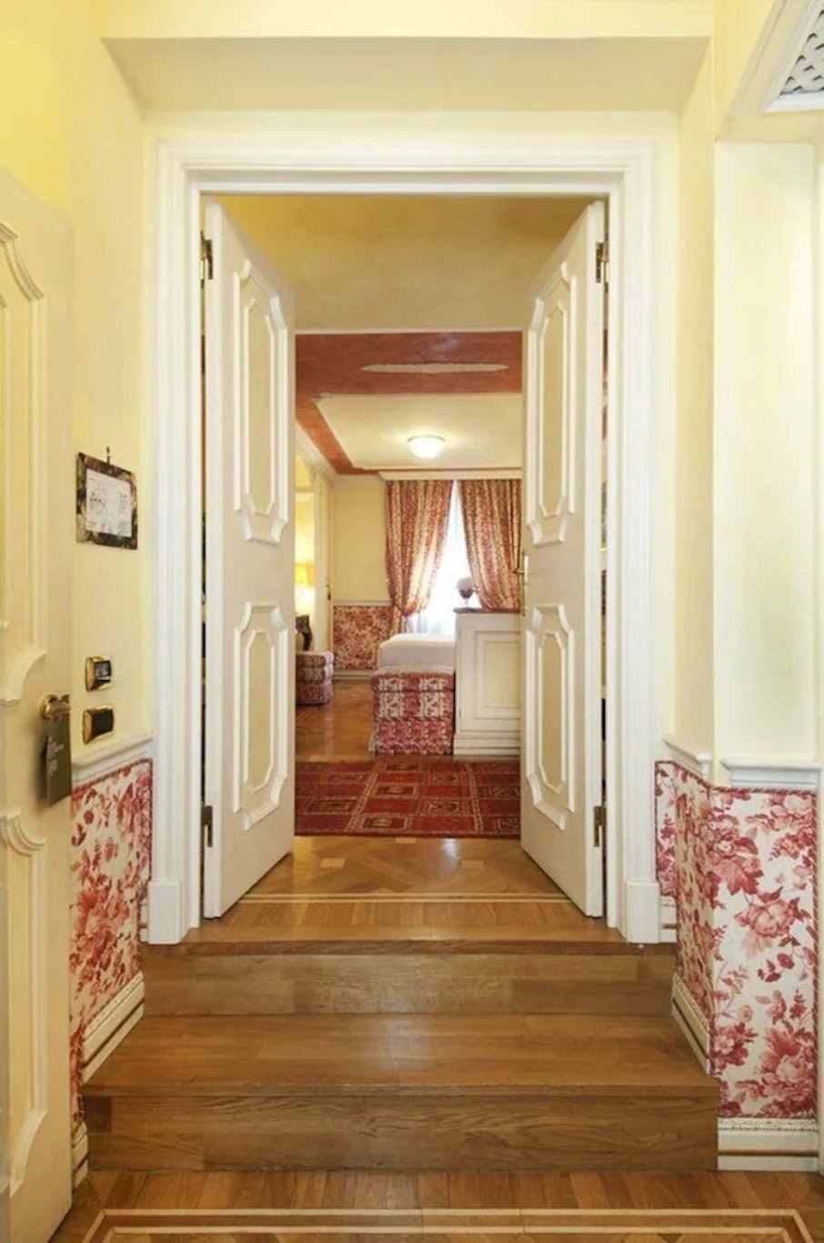 Petit Palais Hotel de Charme 18/95