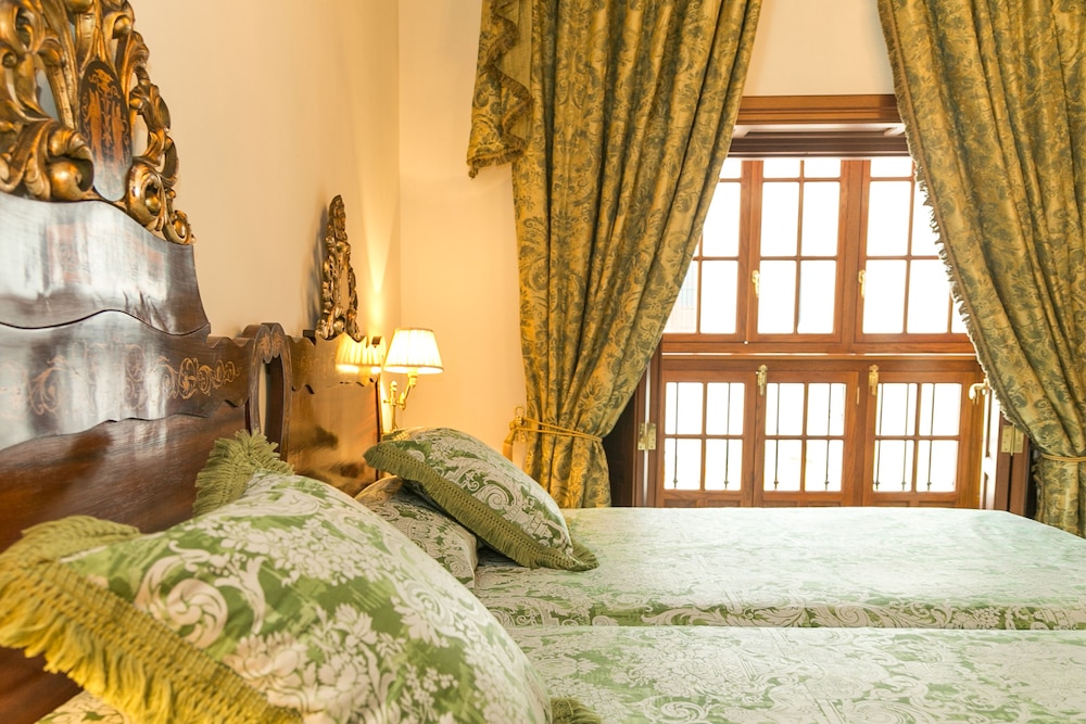 Hotel Ateneo Sevilla 30/50