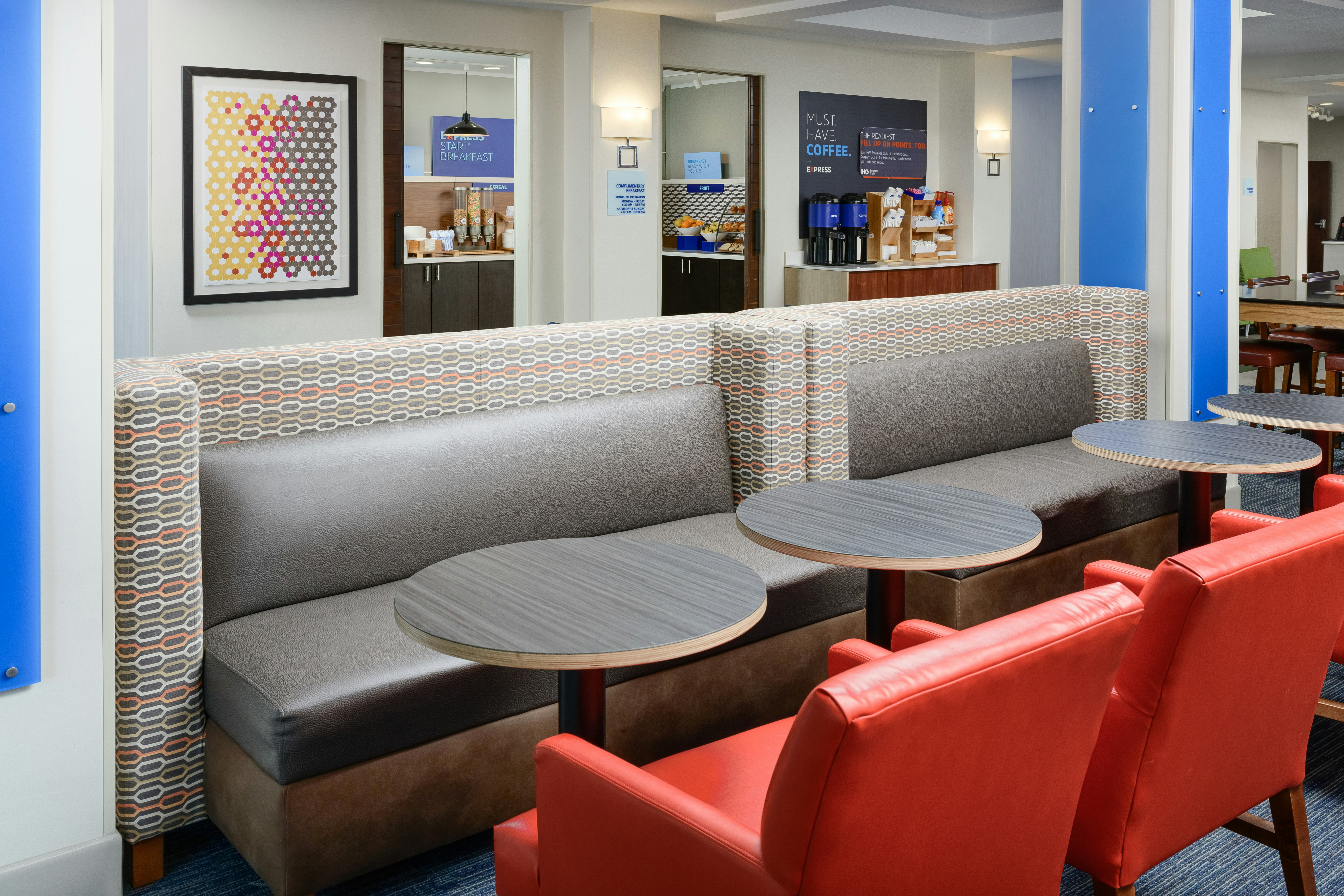 Holiday Inn Express Hotel & Suites Tullahoma 26/47