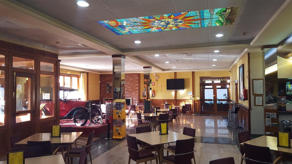 HOTEL DEL SOL 17/19