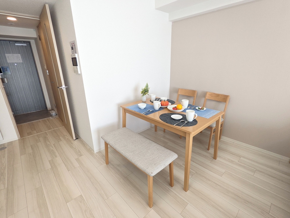 Eslead Hotel Namba Daikokucho 40/50