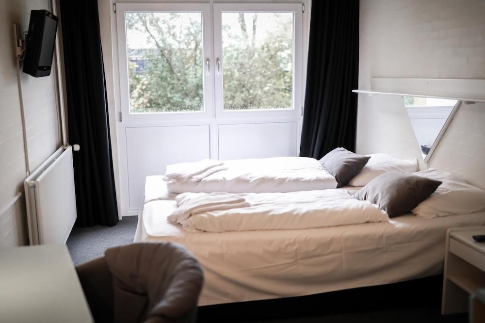 Hotel Birkegaarden 7/49