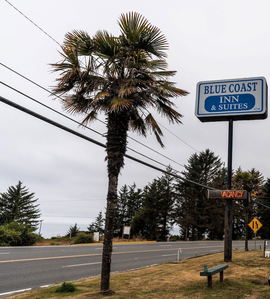 Blue Coast Inn and Suites 35/41