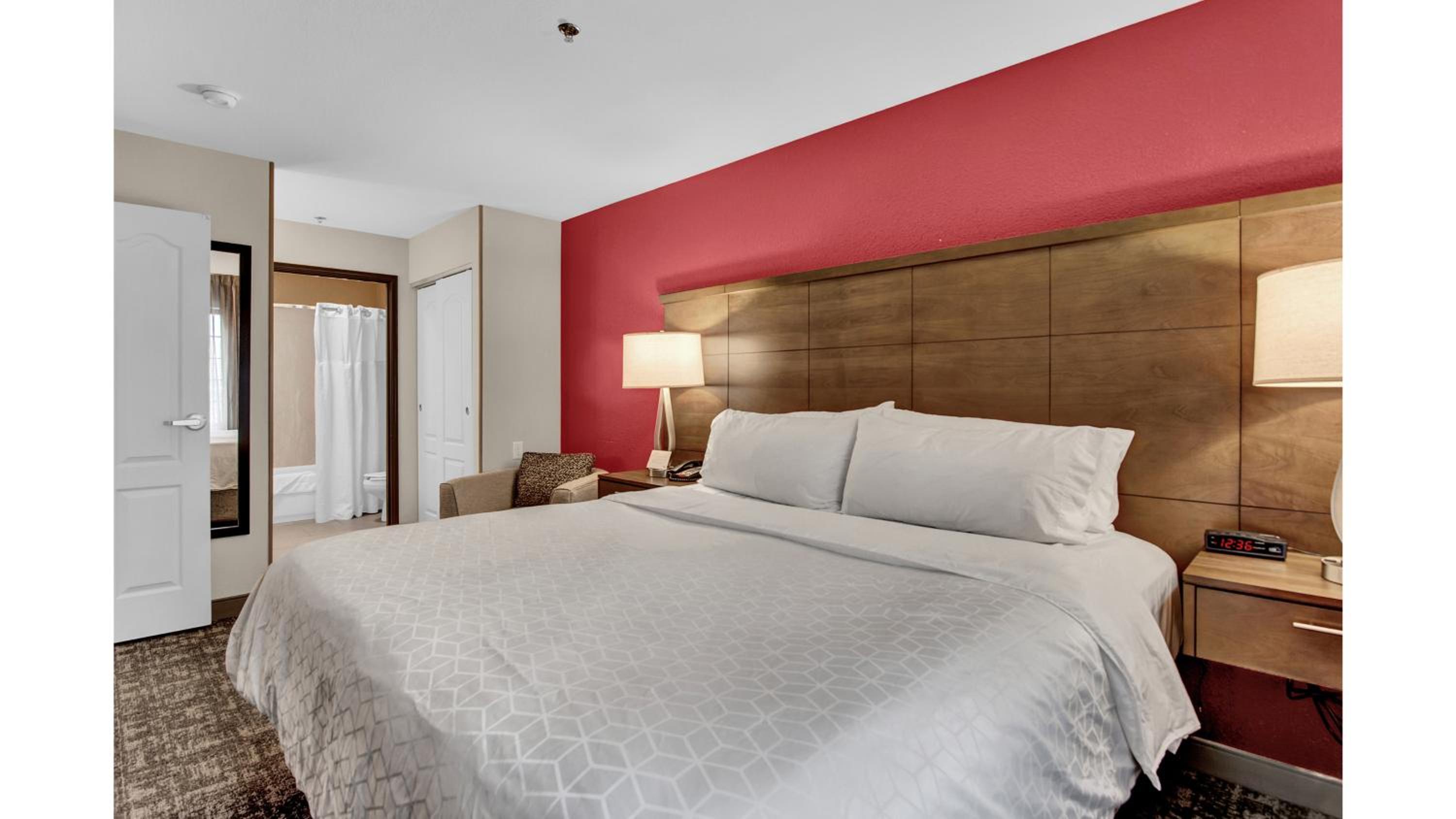 جناح بسرير كينج بغرفتي نوم لذوي الإعاقة، Staybridge Suites Salt Lake-West Valley City 3/10