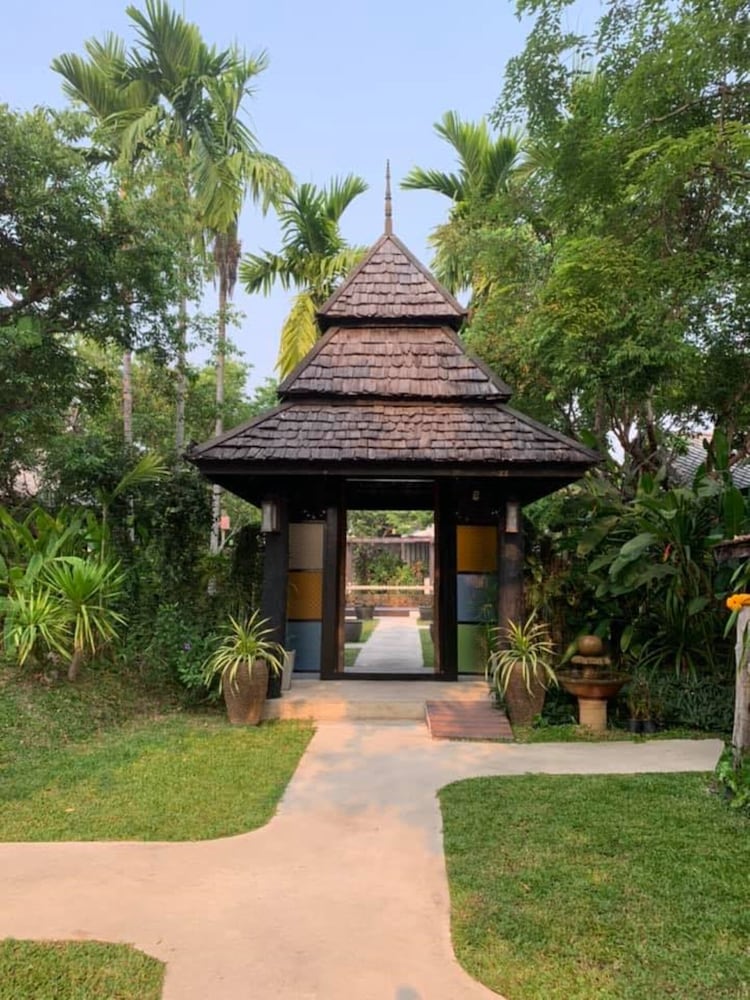 Rawisara Villa Resort 40/51