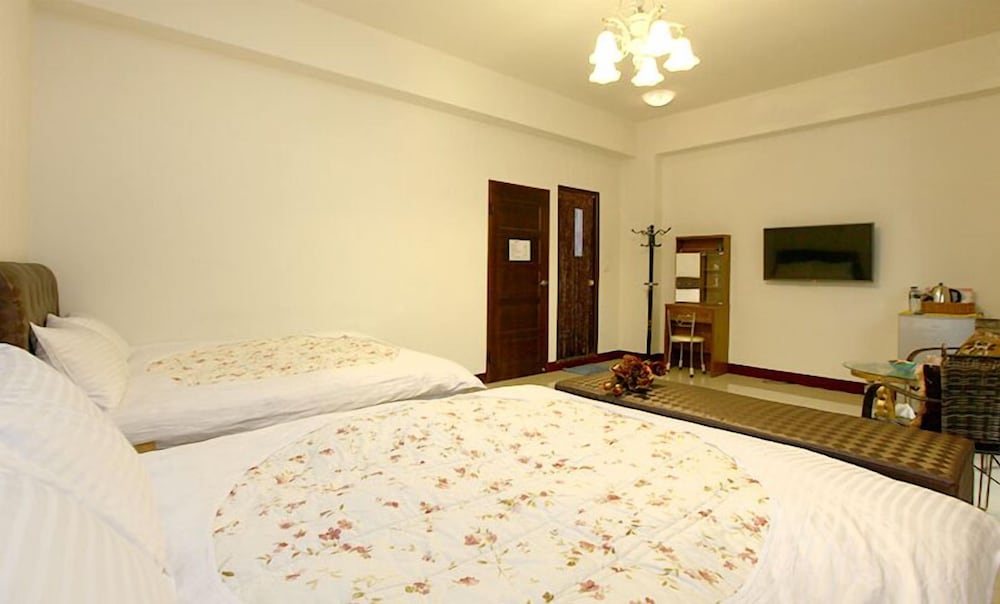 Heyi Homestay 11/25