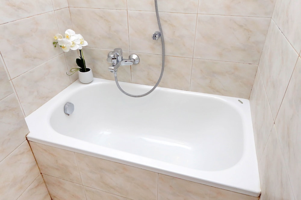 Clementina Charme - My Extra Home 30/31