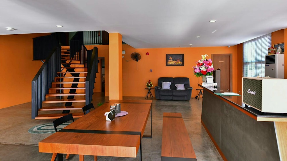 Raenong Boutique Hotel 3/38