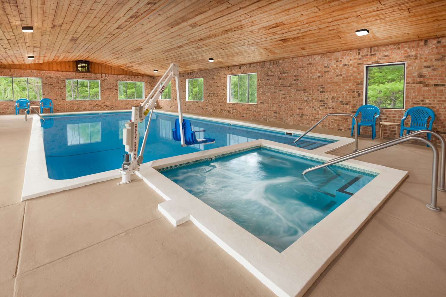 Baymont by Wyndham Manistee 23/42