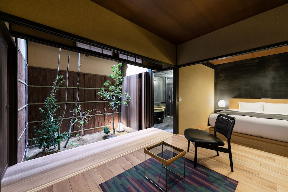 Nazuna Kyoto Gosho 36/50