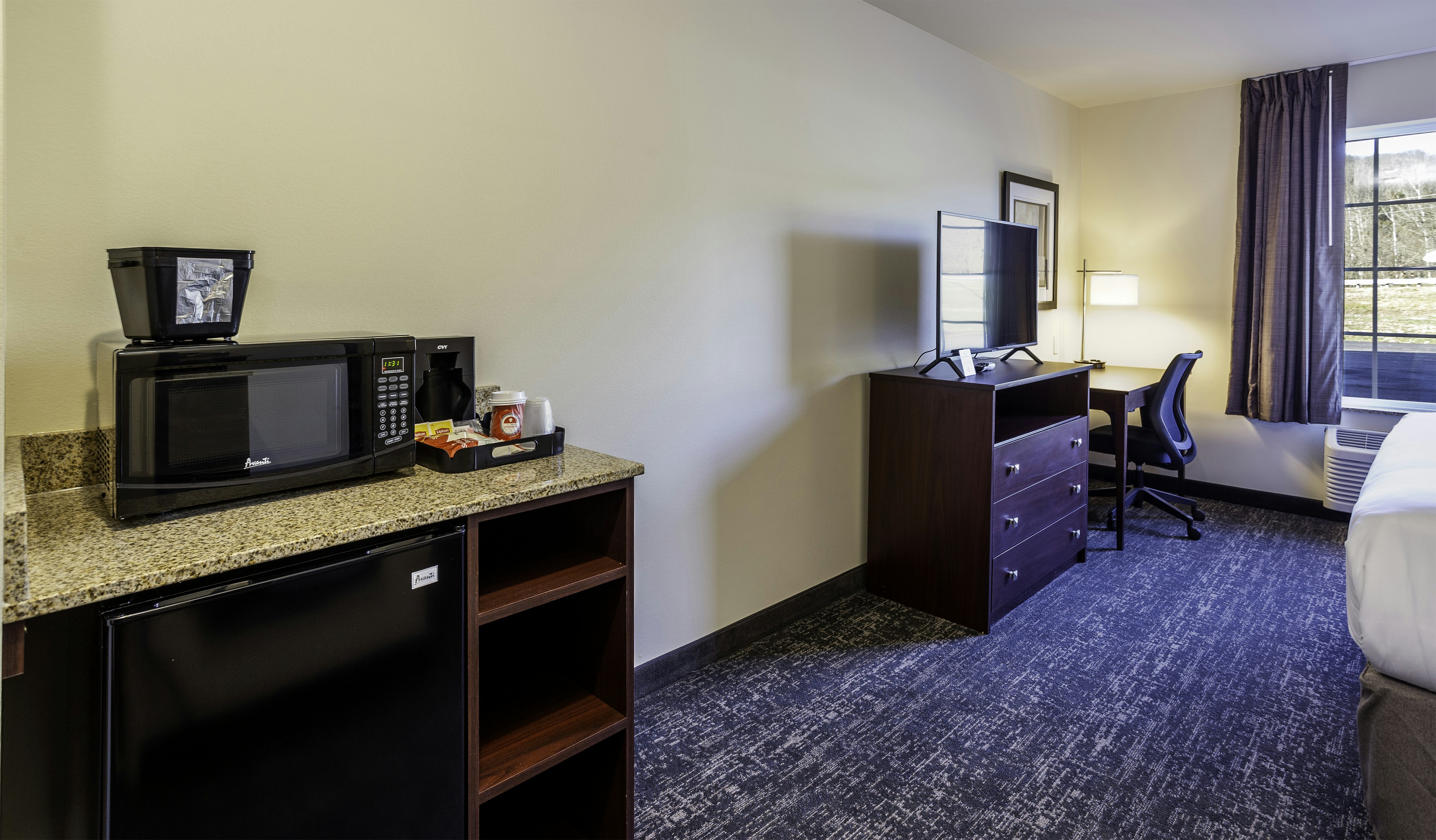 Cobblestone Inn & Suites - Brookville 31/48