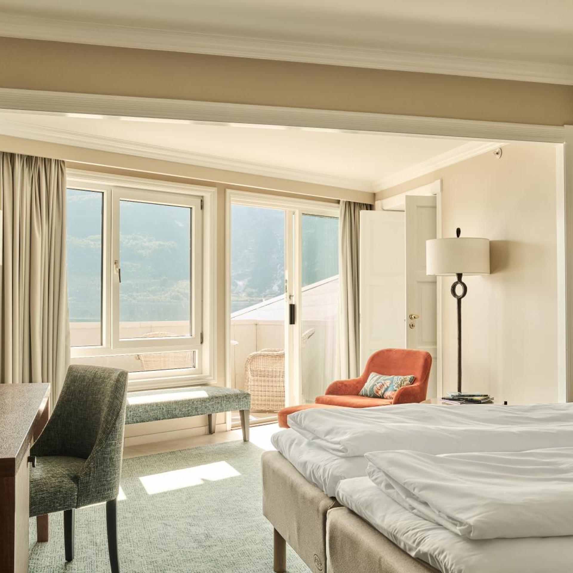 Superior, Twin Beds, Fjord View