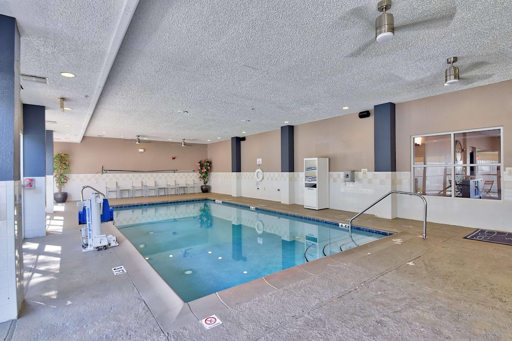 Country Inn & Suites by Radisson, Ocala Southwest 34/62