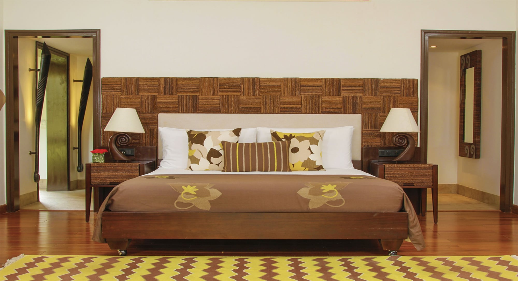 Deluxe, King Bed, Lagoon View