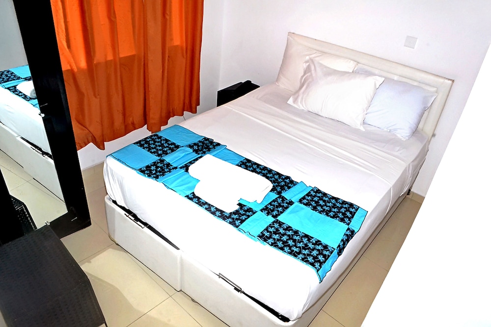 Hotel Bkbg 6/45